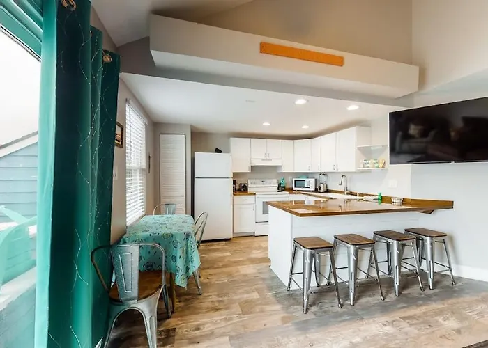 La Vista Bay-114 - 75th St -a Holiday home